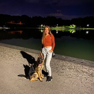 Meet your Posher, Amanda